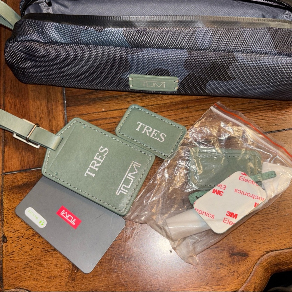 Tumi Navy Camouflage Toiletry /Cord Organizer Pouch - Picture 7 of 8
